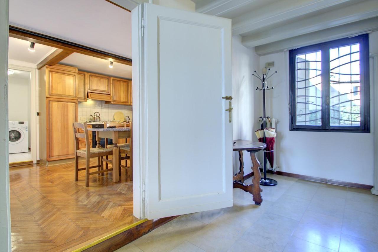 Raboso Grand 9-windows * Venezia