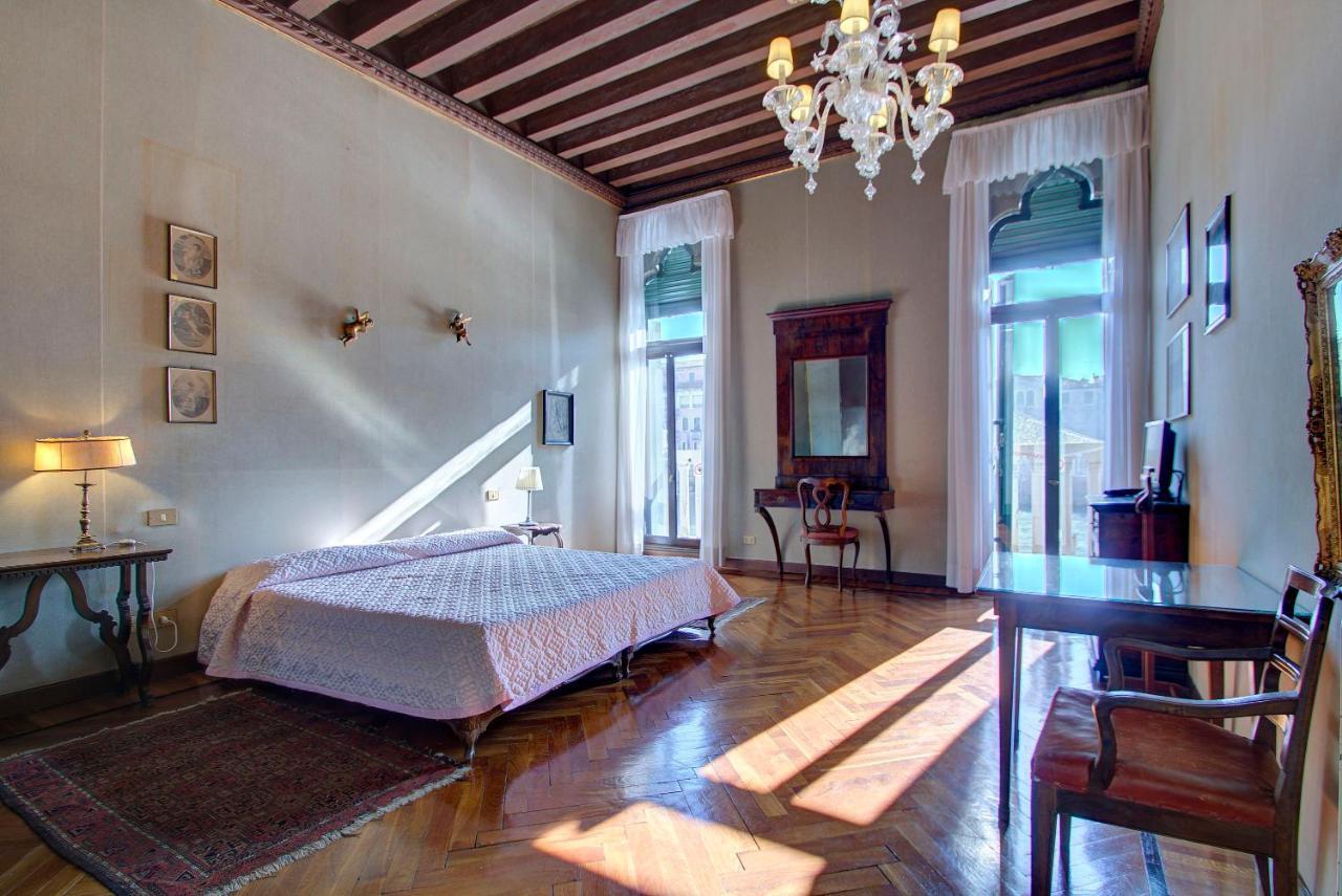 Raboso Grand 9-windows Apartament